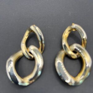 Elegant Gold-Tone Hoop Earrings
